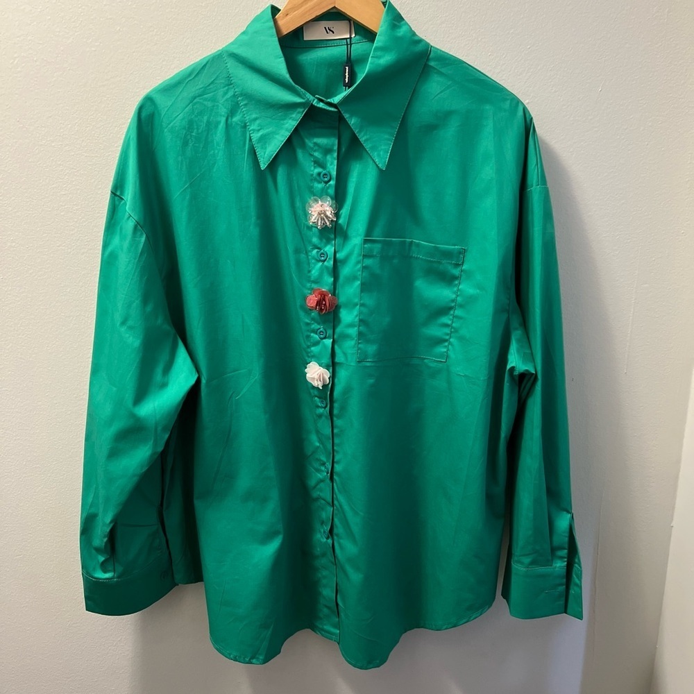 Green Button-Up Shirt - Picture 4 of 6